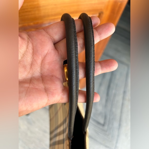 Vintage Burberry tote bag. Size medium. Condition 8/10 - Picture 11 of 16